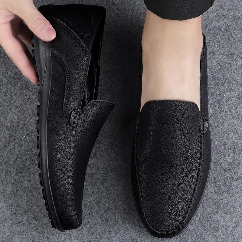 Genuine leather shoes, casual moccasin, Italian luxury.