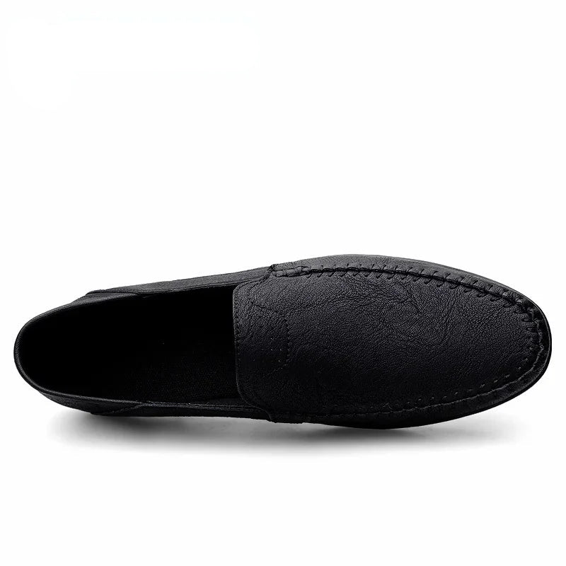 Genuine leather shoes, casual moccasin, Italian luxury.